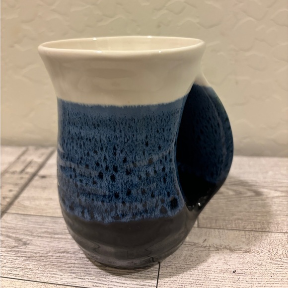 Glazed Hand-warmer Ceramic Mug - Picture 4 of 5